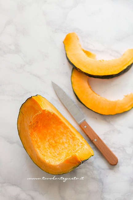 affettare la zucca al forno