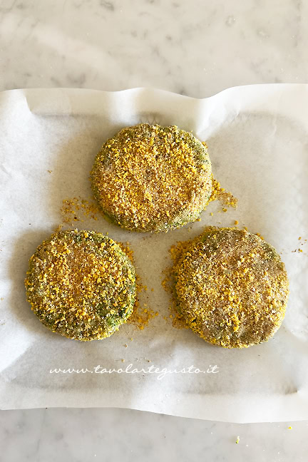 cottura degli hamburger di broccoli