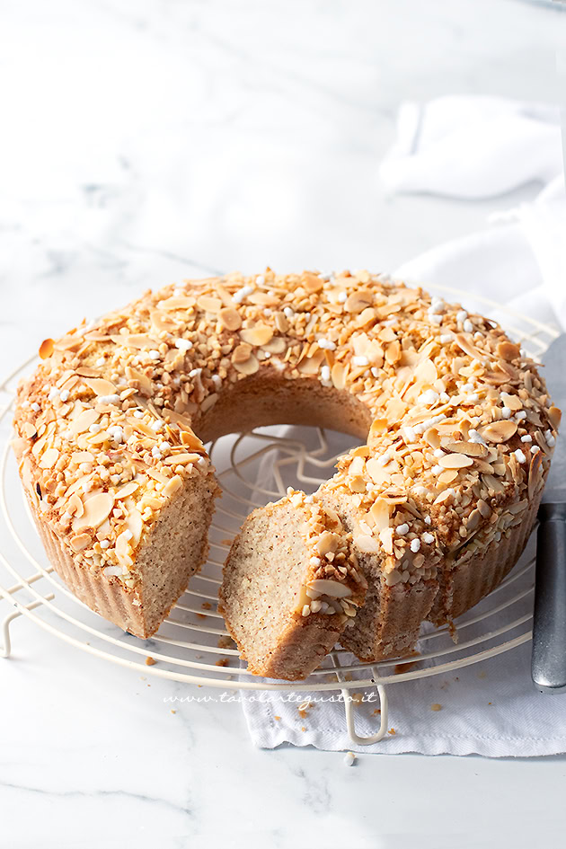 ricetta ciambella alle mandorle